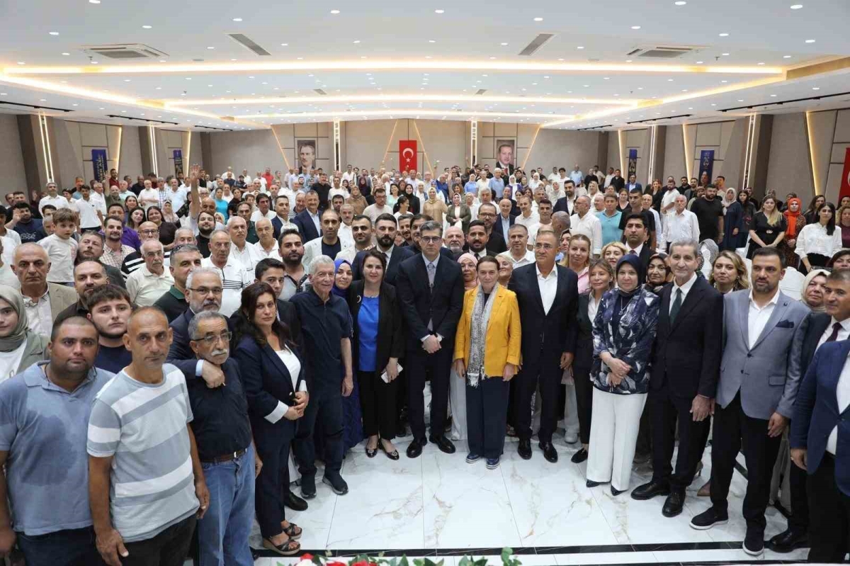 AK Parti Adana’da 25. kuruluş yıl dönümü coşkusu