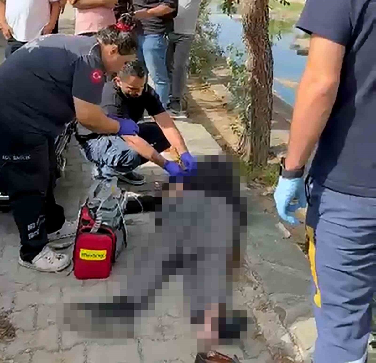 Yürürken dengesini kaybeden yaşlı adam başını taşa çarpıp hayatını kaybetti
