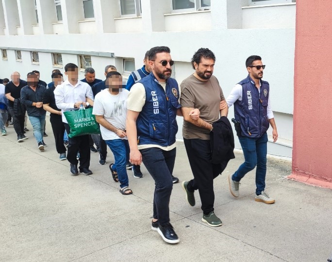 Rasim Ozan Kütahyalı tutuklandı
