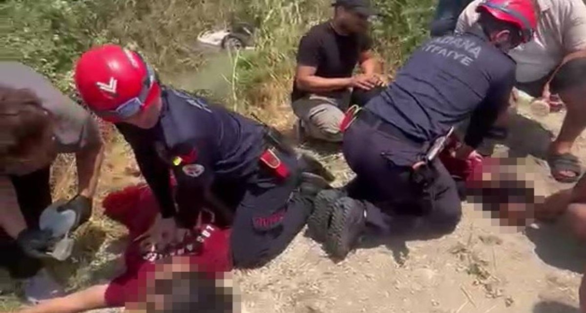 Sulama kanalına devrilen otomobildeki anne ve oğlu hayatını kaybetti