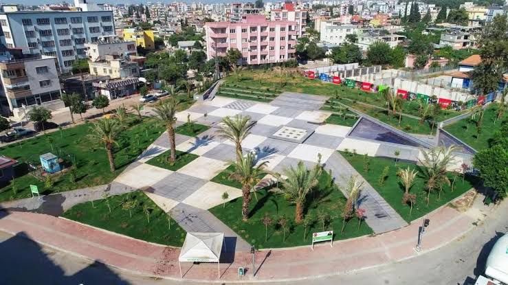 Ceyhan’da Kent Meydanı’nda uyuşturucu operasyonu: Belediye personeli tutuklandı