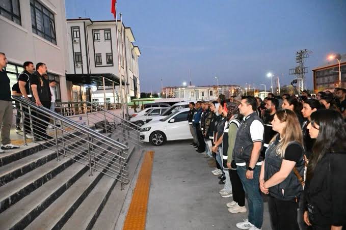 Osmaniye merkezli 13 ilde yasa dışı bahis operasyonu: 49 tutuklama
